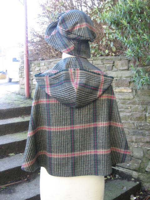 Peaked Wrap Item No: 515 handcrafted in Ireland by Siobhan Wear